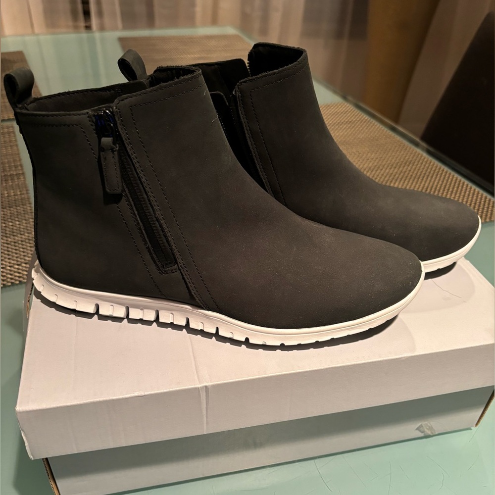 Cole Haan Grand OS Waterproof Black Ankle Boots Size 8B